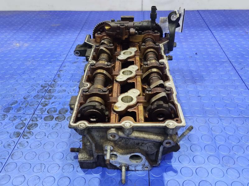 2011 Kia Sorento Cylinder Head