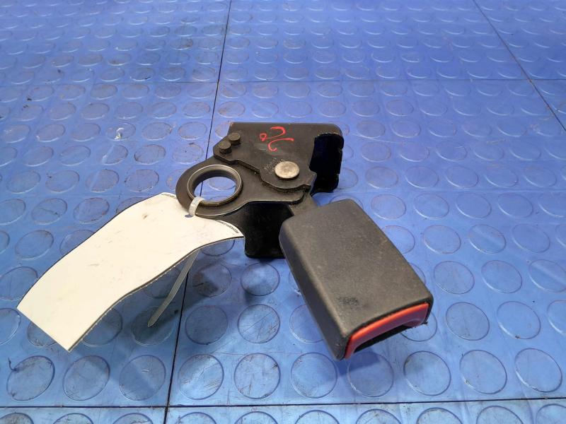 2005 Ford Explorer Rear Seat Belt