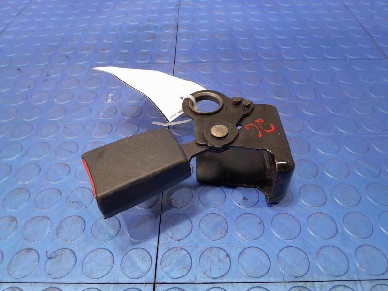 2005 Ford Explorer Rear Seat Belt