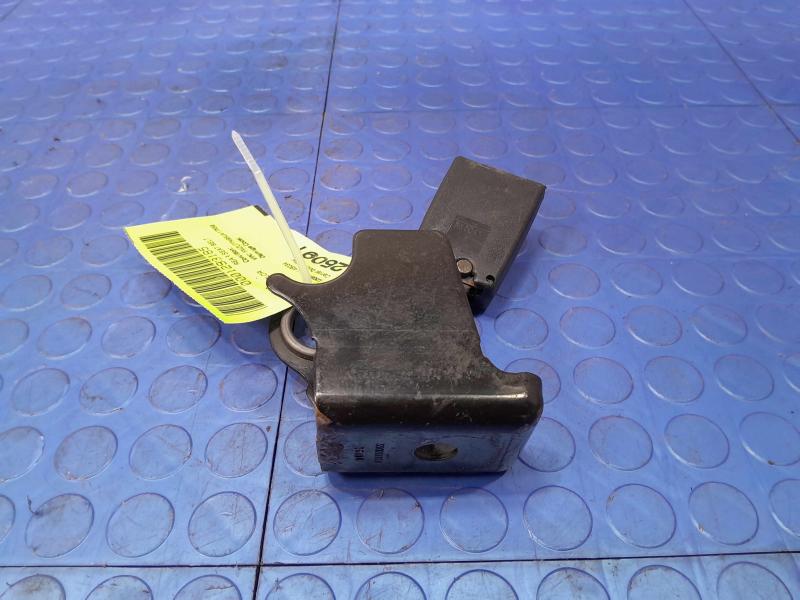 2005 Ford Explorer Rear Seat Belt