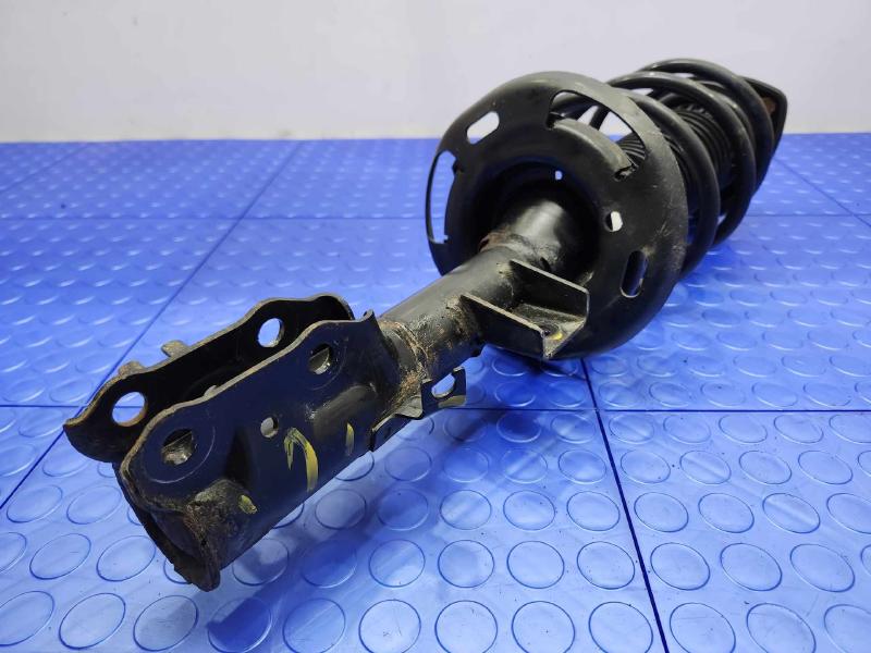 2019 Toyota Yaris Strut Assembly