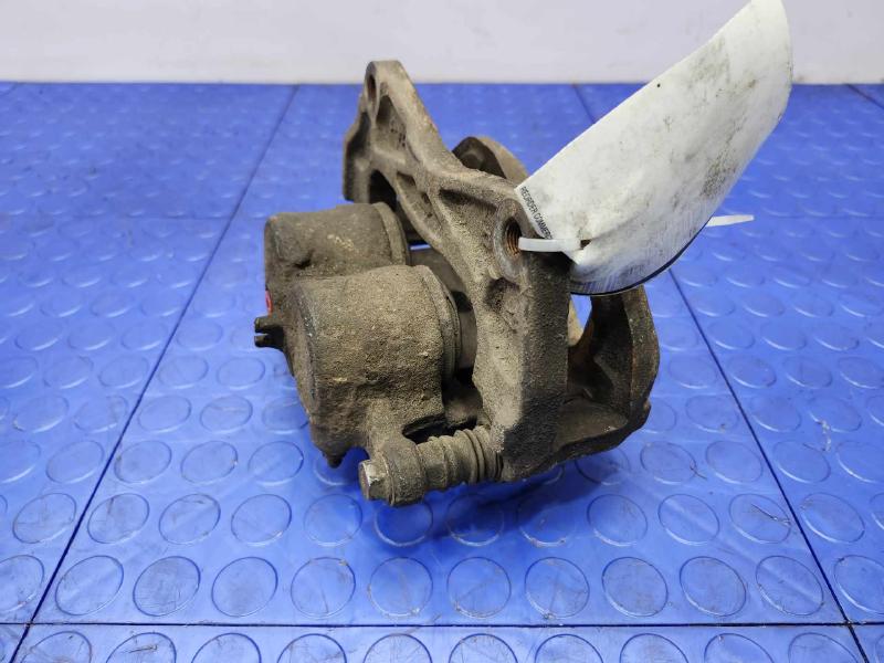 2015 Subaru Forester Caliper