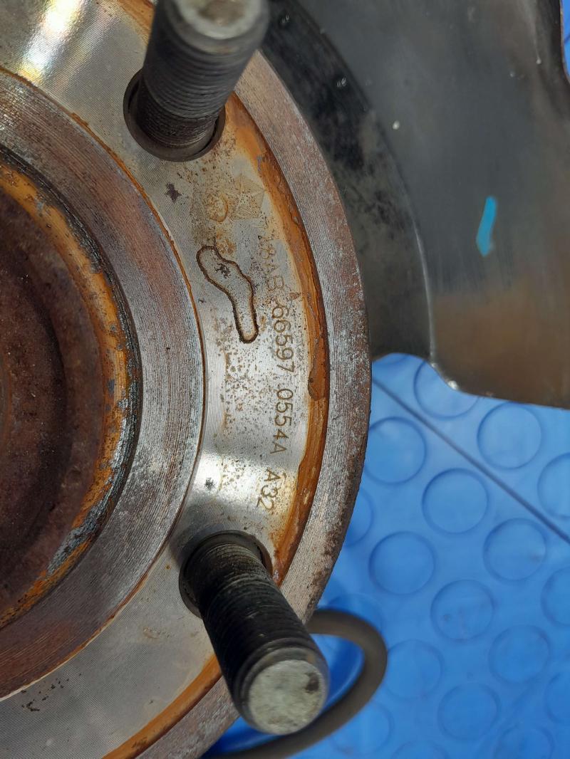 2014 Dodge Journey Spindle Knuckle Front