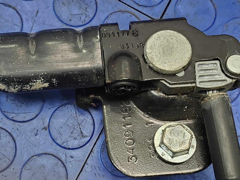 2011 Hyundai Sonata Front Seat Belt