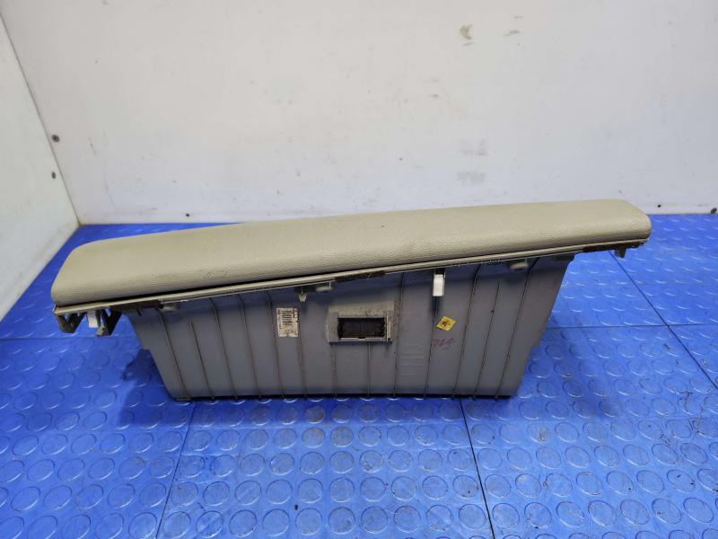 2016 Kia Sedona Glove Box