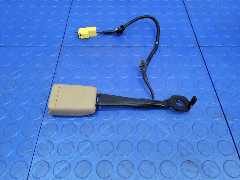 2016 Kia Sedona Front Seat Belt