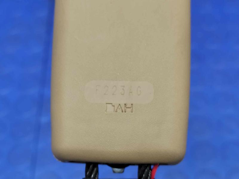 2016 Kia Sedona Front Seat Belt