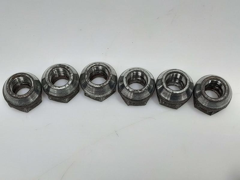 2010 Buick Enclave Lug Nuts