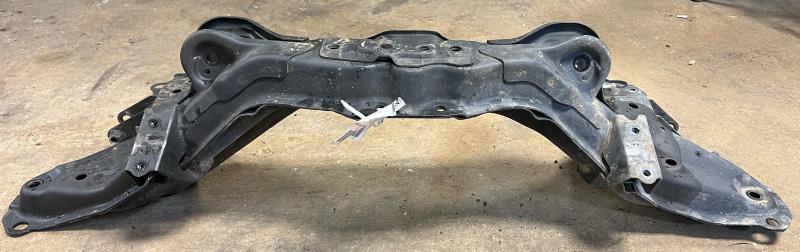 2002 - 2004 Honda CRV Rear Crossmember Subframe OEM 50300S9AA00