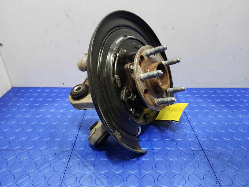 2014 Cadillac CTS Rear Knuckle/Stub Axle