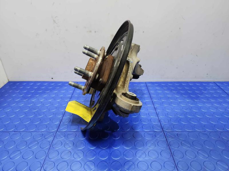 2014 Cadillac CTS Rear Knuckle/Stub Axle