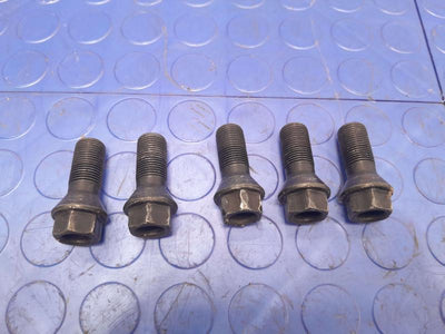 2018 BMW 740I Lug Nuts
