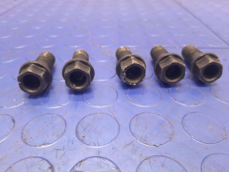 2018 BMW 740I Lug Nuts