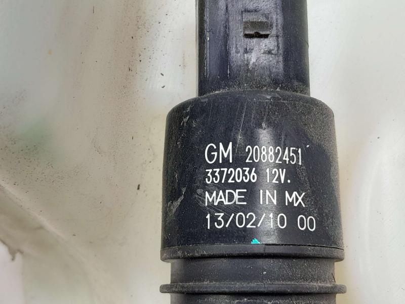 2014 Chevrolet Equinox Washer Bottle