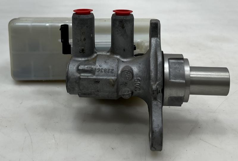 2019 GMC Acadia Master Cylinder