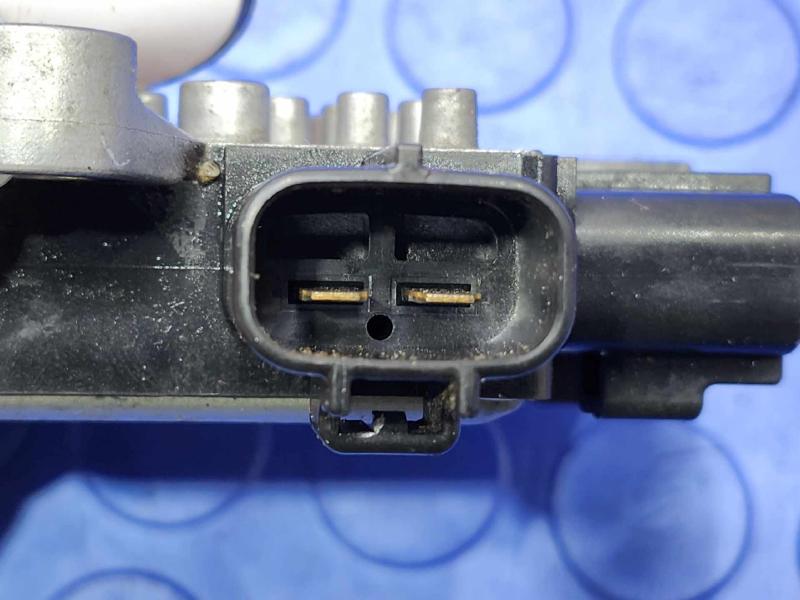 2013-2017 Nissan Leaf Engine Cooling Fan Control Module OEM 21493-B210B