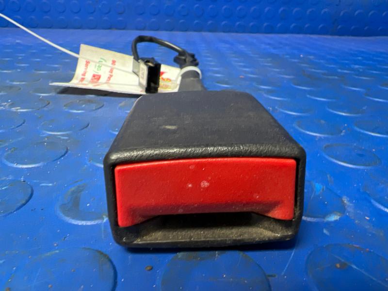 2012 Buick LaCrosse Front Seat Belt