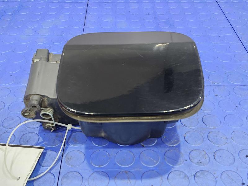 2016 Cadillac ATS Fuel Tank Door