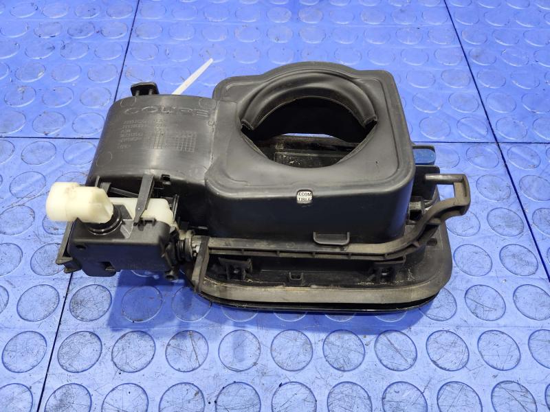 2016 Cadillac ATS Fuel Tank Door