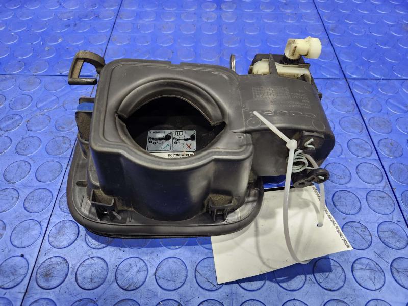 2016 Cadillac ATS Fuel Tank Door