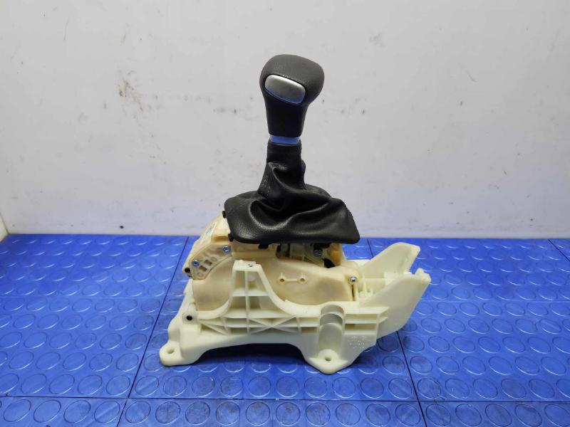 2018-2023 Kia Rio CVT Automatic Transmission Shifter Assembly OEM 46700H9110