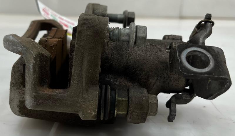 2014 - 2019 Kia Soul Rear Brake Caliper RH Passenger Side OEM 58311B2A00