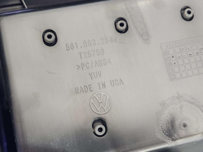 2020 Volkswagen Passat Front Console