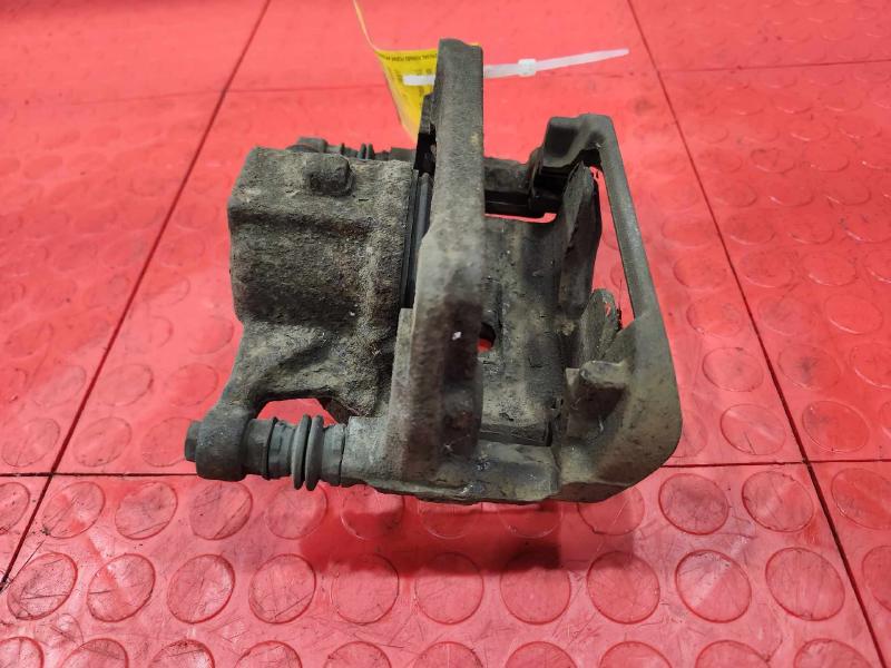 2012 MINI Cooper Countryman Caliper