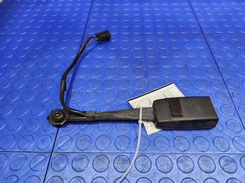 2020 Ford Mustang Front Seat Belt