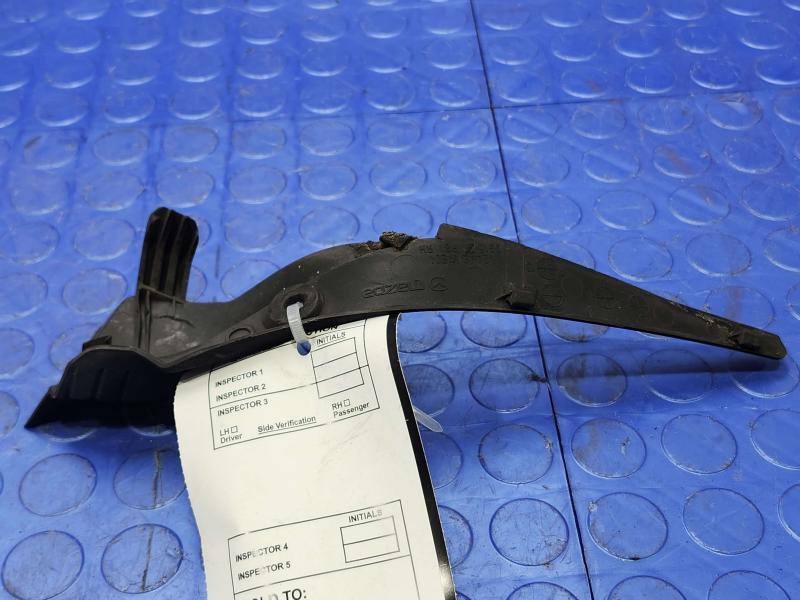 2012 Mazda Mazda5 Fender Moulding
