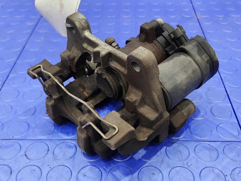 2016 Lincoln MKX Caliper