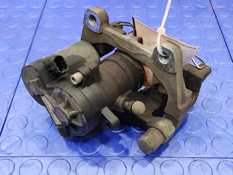 2016 Lincoln MKX Caliper