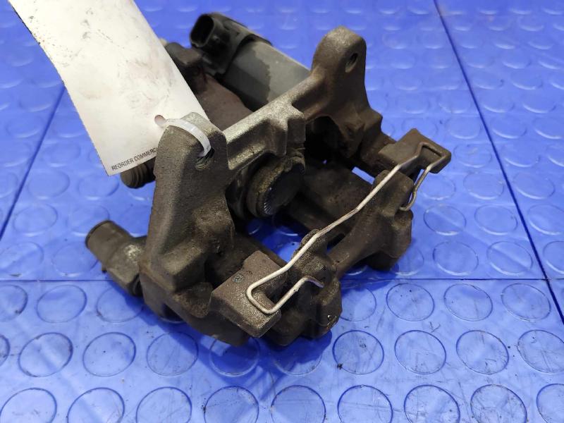 2016 Lincoln MKX Caliper