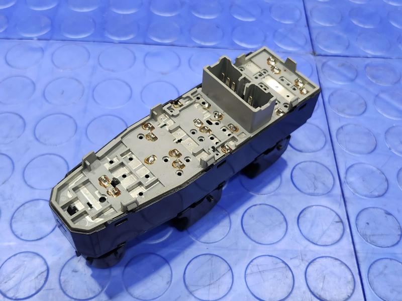 2014 Chevrolet Spark Door Switch Front