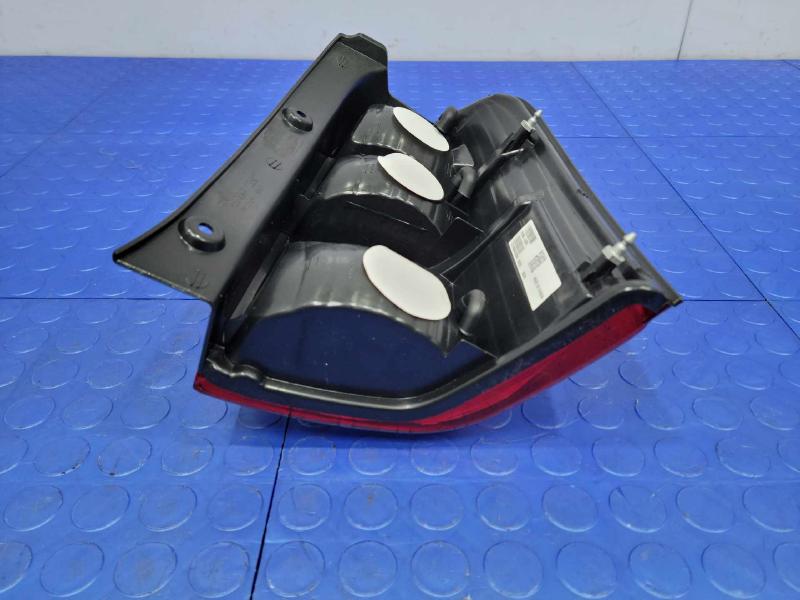 2001 Ford Escape Tail Light Assembly