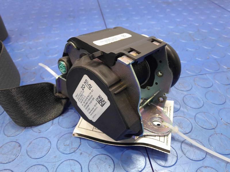 2021 Tesla Model 3 Rear Seat Belt