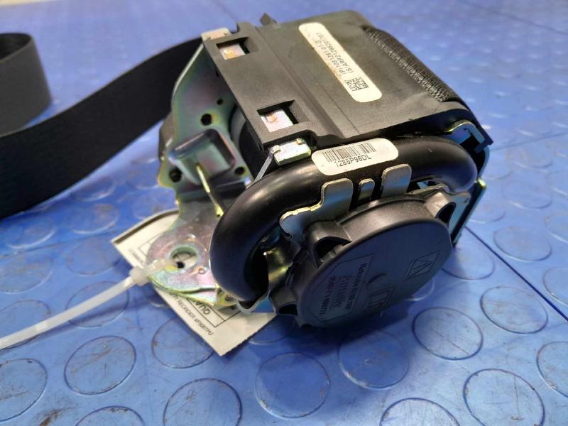 2021 Tesla Model 3 Rear Seat Belt