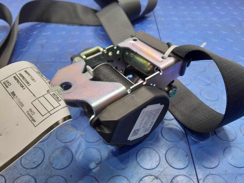 2021 Tesla Model 3 Rear Seat Belt