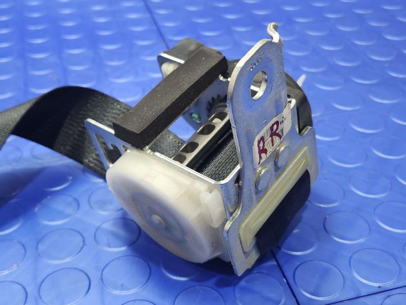 2015 Toyota Corolla Rear Seat Belt
