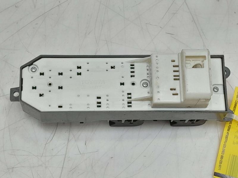 2008 - 2013 Toyota Highlander Master Window Switch OEM 8482006061