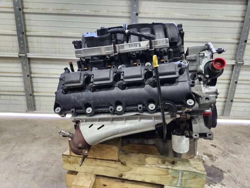 2014 Dodge Challenger Engine Assembly/Motor