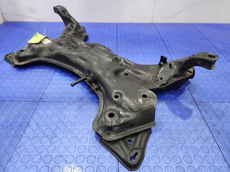 2012-2013 Hyundai Veloster Front Crossmember Subframe Genuine OEM 624003X000