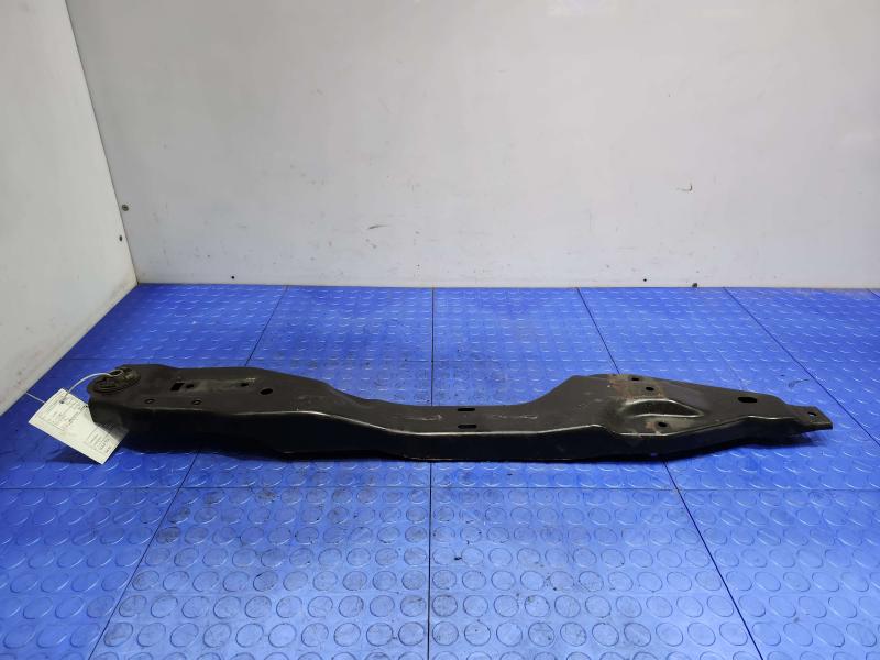 2012 Dodge Grand Caravan Crossmember/Cradle/Undercarria