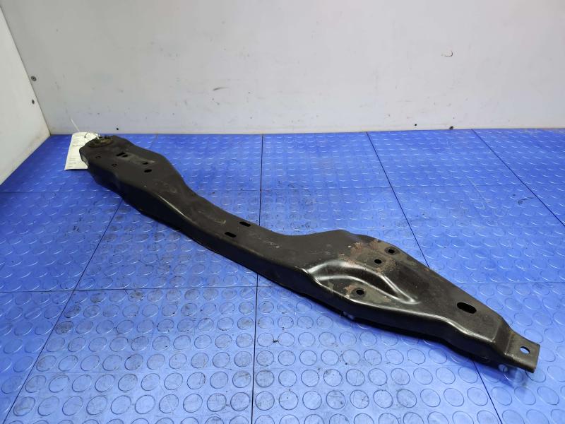 2012 Dodge Grand Caravan Crossmember/Cradle/Undercarria