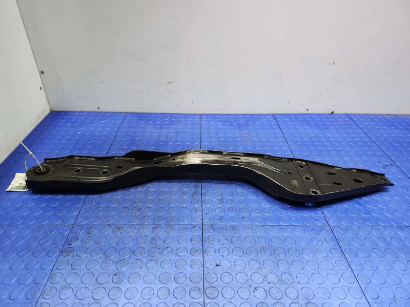 2012 Dodge Grand Caravan Crossmember/Cradle/Undercarria