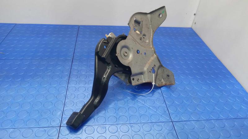 2014-2018 Nissan Rogue Parking Brake Pedal Lever Assembly OEM 36010-4BB1A