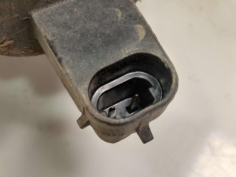 1999 Buick Park Avenue Hub