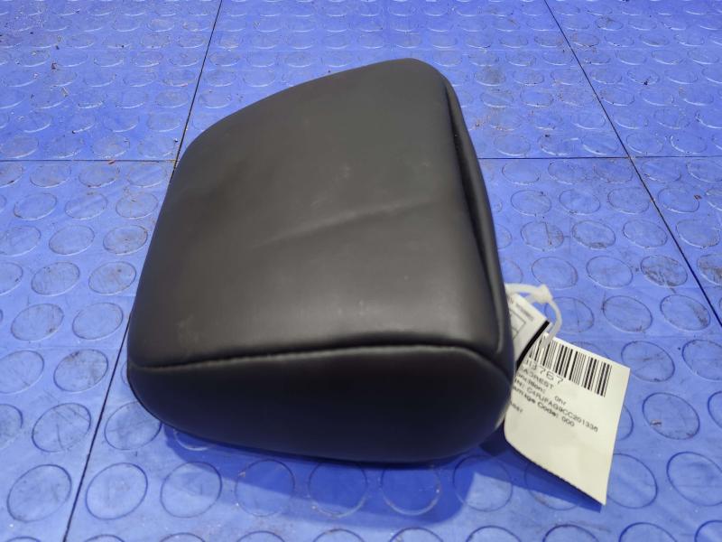 2012 Jeep Grand Cherokee Headrest