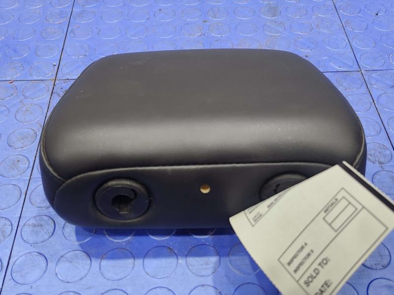 2012 Jeep Grand Cherokee Headrest