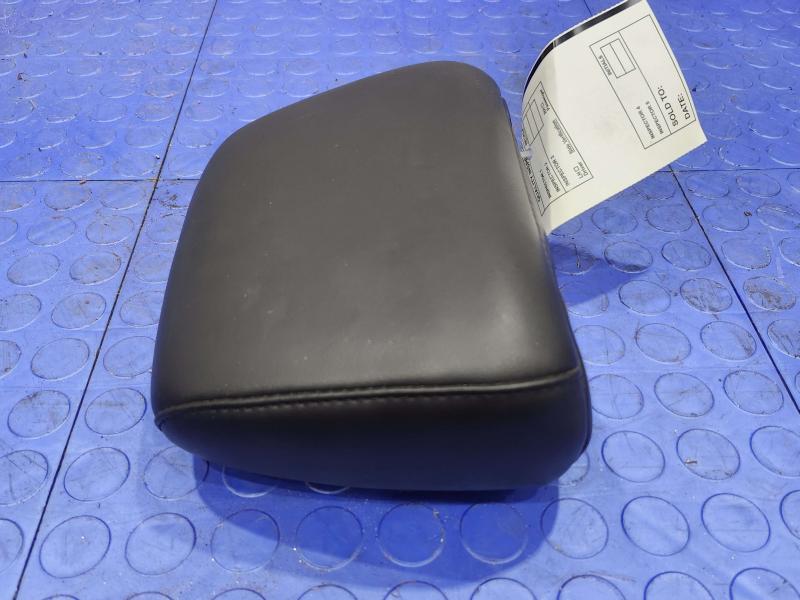 2012 Jeep Grand Cherokee Headrest